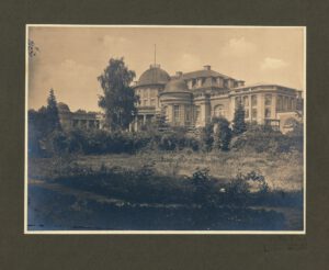 Siemens_Corrensvilla Bild Gartenfassade mit Wintergarten ca. 1920